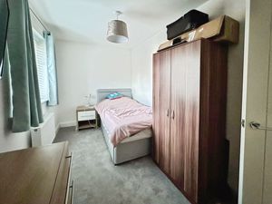 MANNINGS ROAD- click for photo gallery